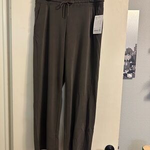 Athleta Seasoft straight leg Pants